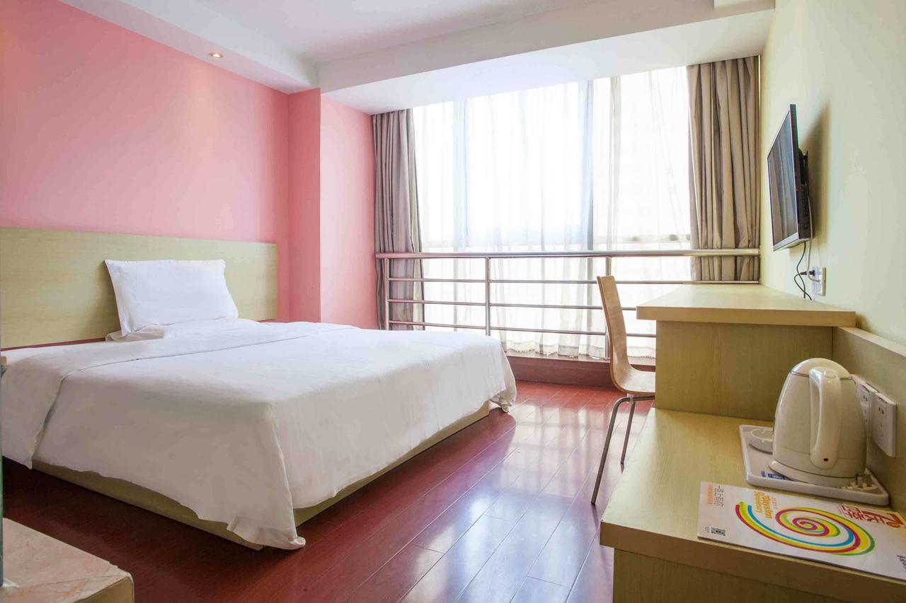 7Days Inn Xi'An East Street Zhangxueliang Memorial Hall East Door Bagian luar foto