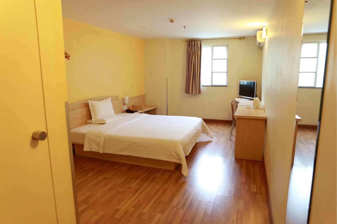 7Days Inn Xi'An East Street Zhangxueliang Memorial Hall East Door Bagian luar foto